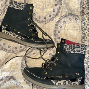 Sperry’s Women size 7.5 high tops